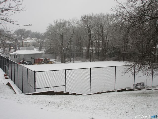 629 Longfellow Drive 629, Branford, CT 06405