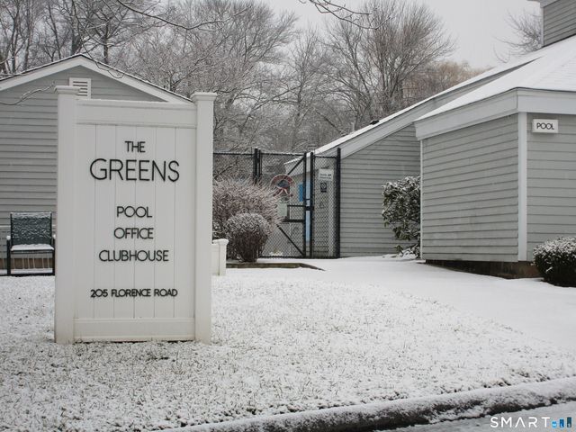 629 Longfellow Drive 629, Branford, CT 06405