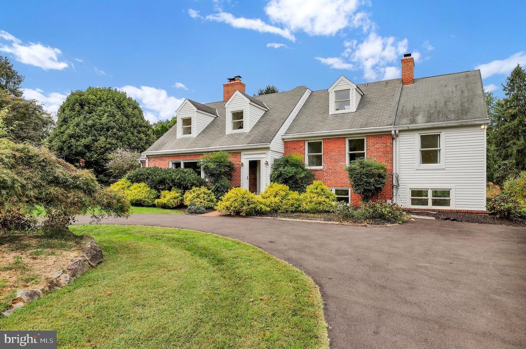 15211 BAUGHMAN DR, Silver Spring, MD 20906