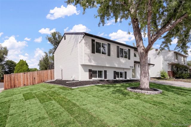 9285 W Wagon Trail Drive, Littleton, CO 80123