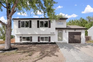 9285 W Wagon Trail Drive, Littleton, CO 80123