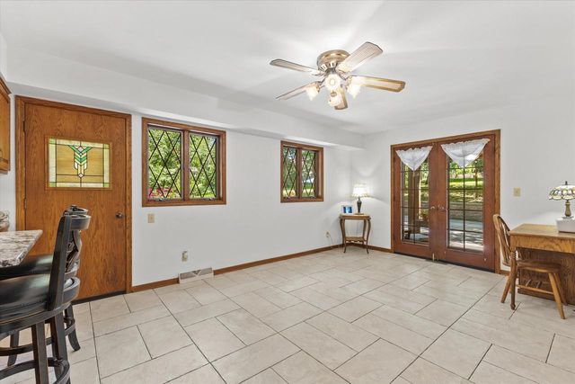 S68W17886 East DRIVE, Muskego, WI 53150