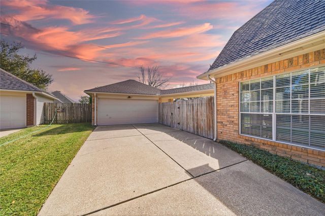 4027 Austin Meadow Drive, Sugar Land, TX 77479