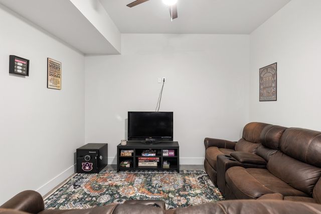 4467 Old Highway 52, E, Westmoreland, TN 37186