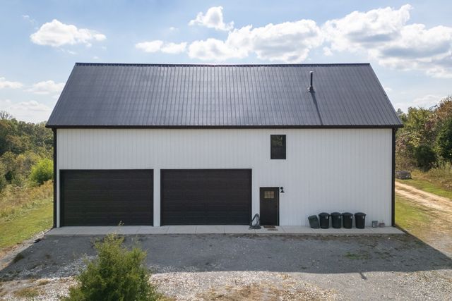 4467 Old Highway 52, E, Westmoreland, TN 37186