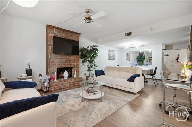 2220 E Victory Drive 6, Savannah, GA 31404