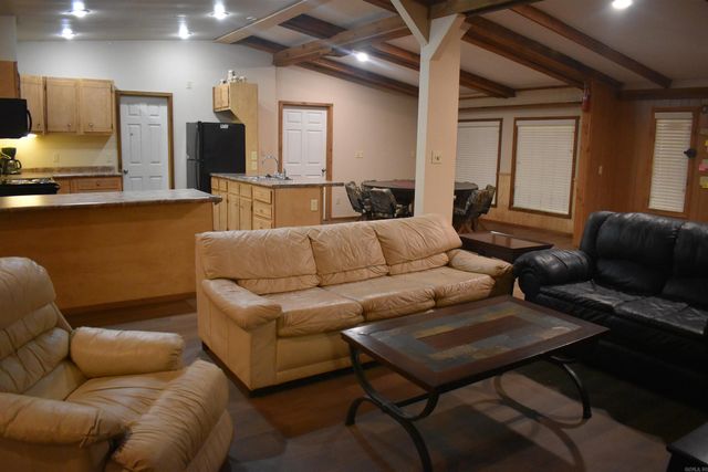 70 Green Head Lane, Altheimer, AR 72004