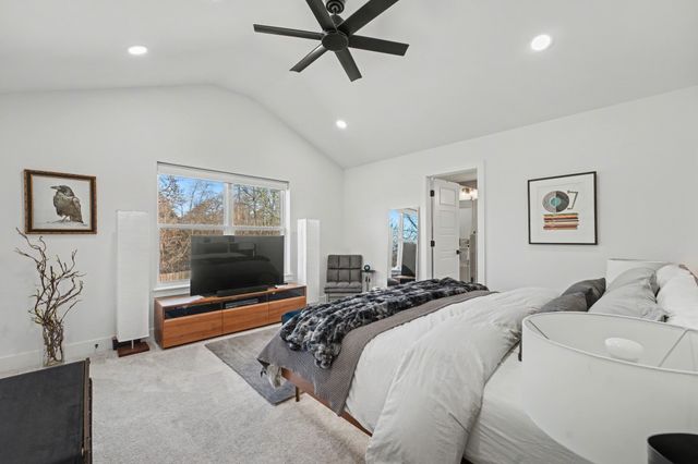 6 Penzance Drive, Bella Vista, AR 72714