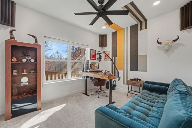 6 Penzance Drive, Bella Vista, AR 72714