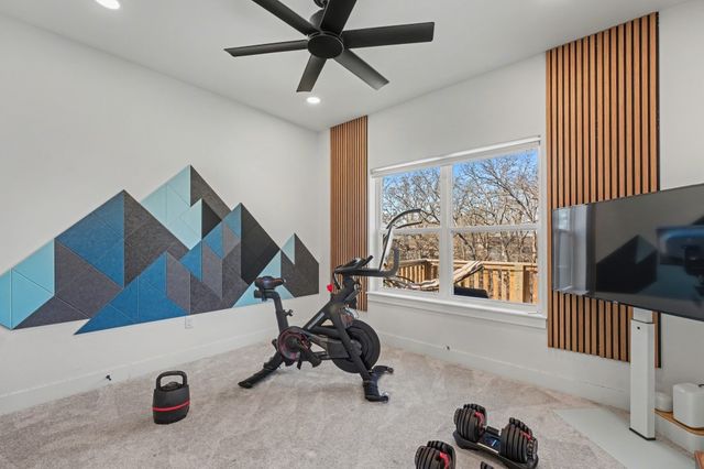 6 Penzance Drive, Bella Vista, AR 72714