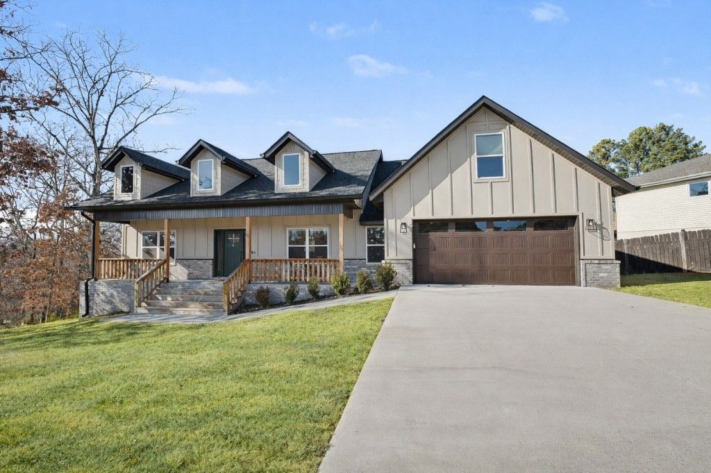 6 Penzance Drive, Bella Vista, AR 72714