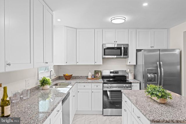 560 HILL CHURCH RD, Hummelstown, PA 17036