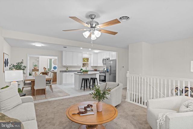 560 HILL CHURCH RD, Hummelstown, PA 17036