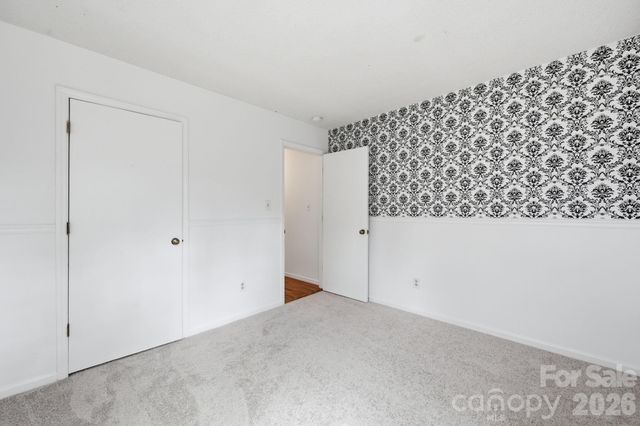 2717 Olde Whitehall Road, Charlotte, NC 28273