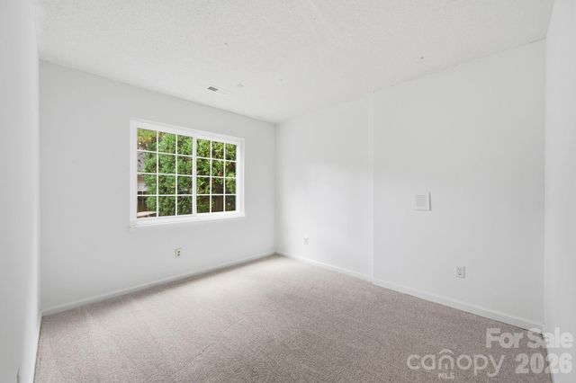 2717 Olde Whitehall Road, Charlotte, NC 28273