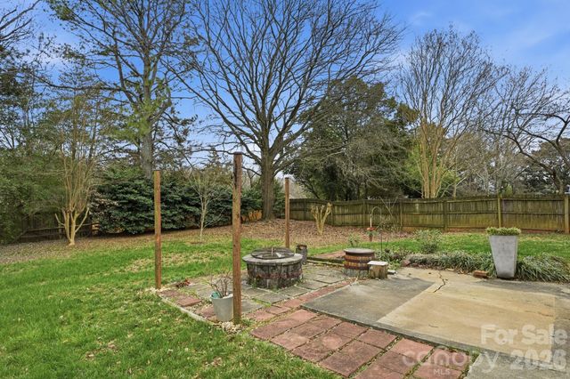 2717 Olde Whitehall Road, Charlotte, NC 28273