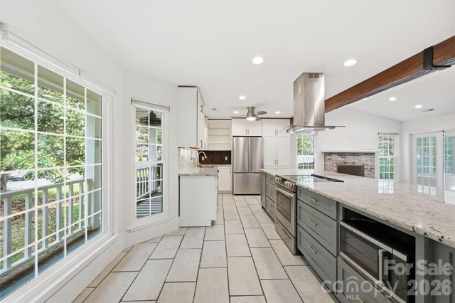 2717 Olde Whitehall Road, Charlotte, NC 28273