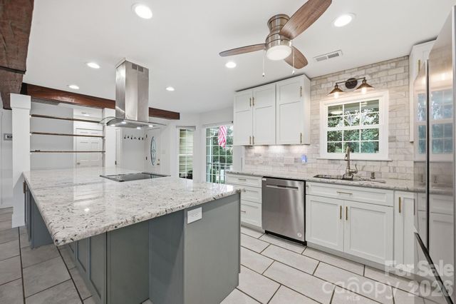 2717 Olde Whitehall Road, Charlotte, NC 28273