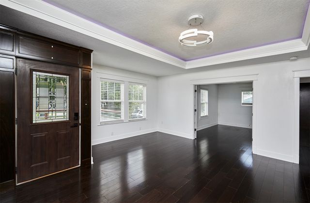 5919 Rutland Drive, Des Moines, IA 50311
