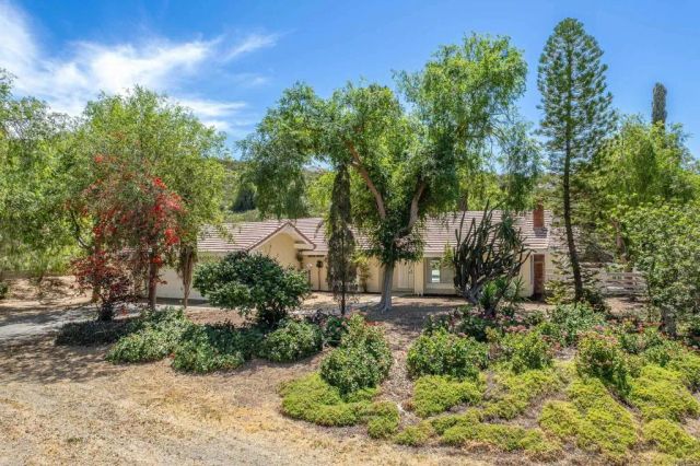 37985 Avenida Bravura, Temecula, CA 92592