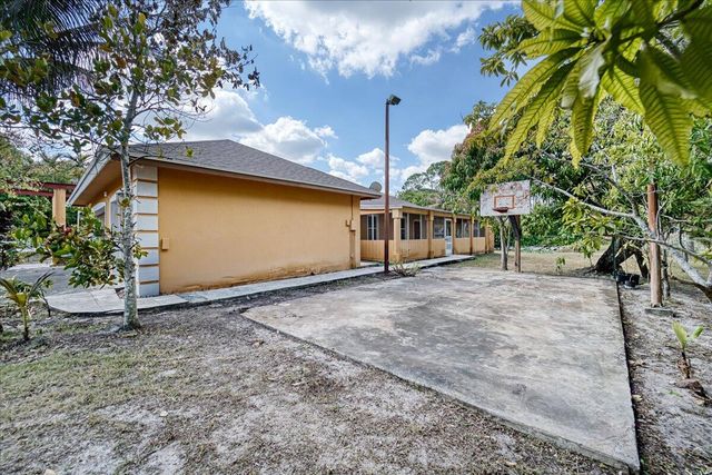 4001 Avocado Boulevard, West Palm Beach, FL 33411