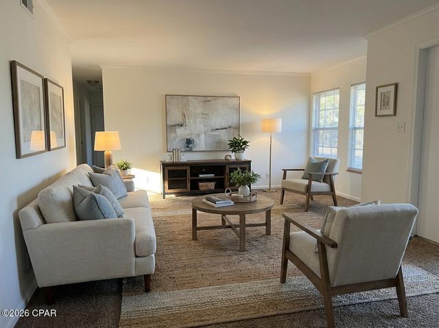 2943 Dogwood Street, Marianna, FL 32446