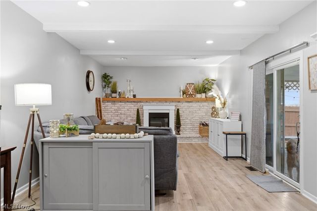 27974 Sanders Lane, North Olmsted, OH 44070