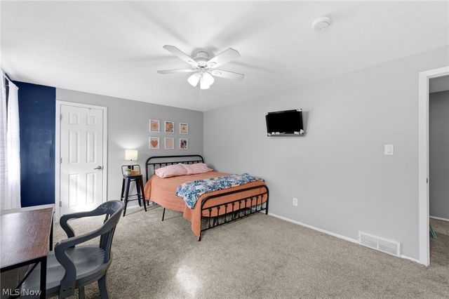 27974 Sanders Lane, North Olmsted, OH 44070