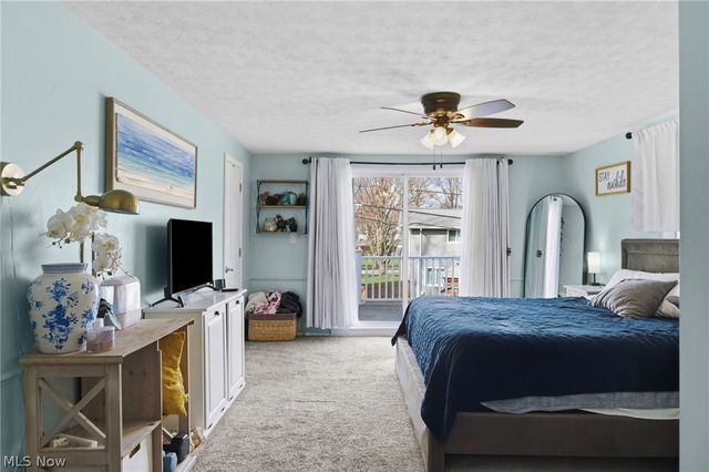 27974 Sanders Lane, North Olmsted, OH 44070