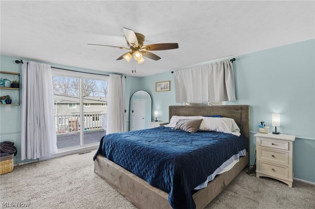 27974 Sanders Lane, North Olmsted, OH 44070