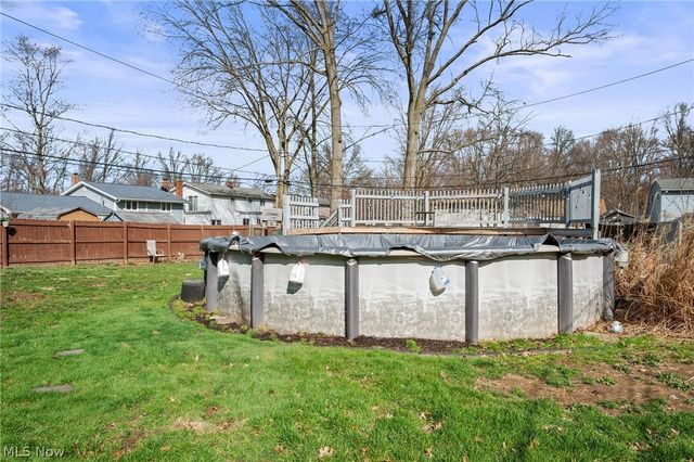 27974 Sanders Lane, North Olmsted, OH 44070