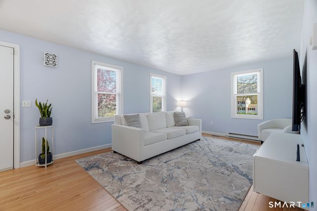 1 Highview Terrace, Ledyard, CT 06339