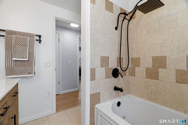 1 Highview Terrace, Ledyard, CT 06339