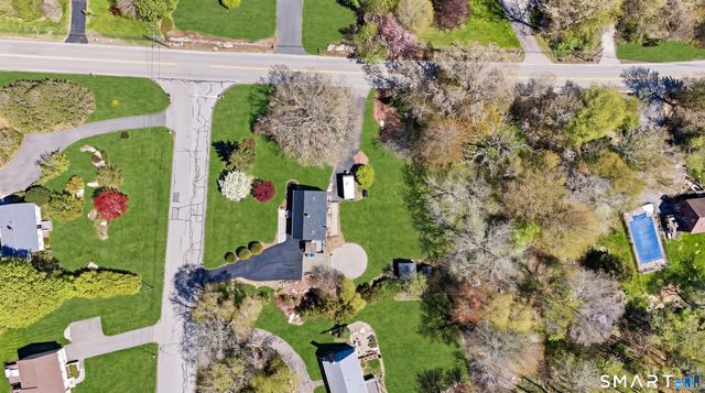 1 Highview Terrace, Ledyard, CT 06339