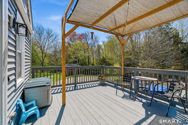 1 Highview Terrace, Ledyard, CT 06339