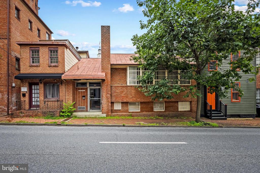 212 DUKE OF GLOUCESTER ST, Annapolis, MD 21401