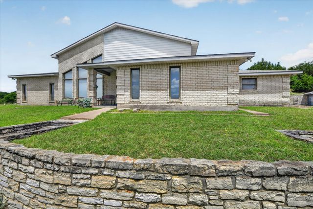 108 Lake Circle Court, Weatherford, TX 76087