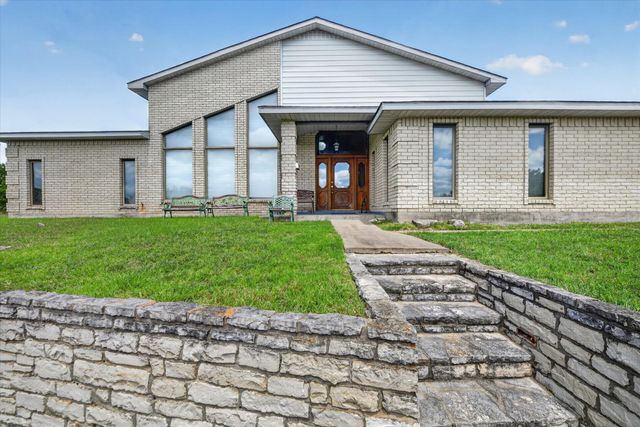 108 Lake Circle Court, Weatherford, TX 76087