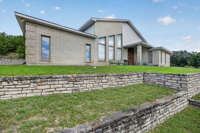 108 Lake Circle Court, Weatherford, TX 76087