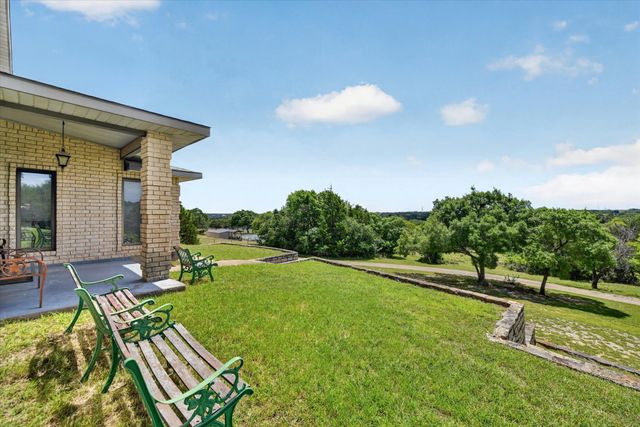 108 Lake Circle Court, Weatherford, TX 76087