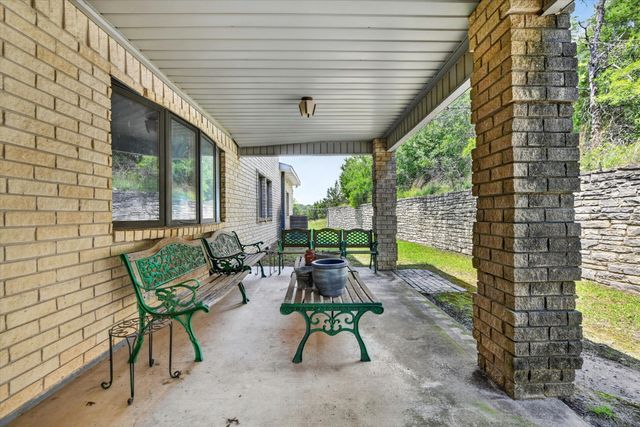 108 Lake Circle Court, Weatherford, TX 76087