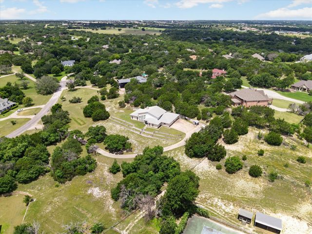 108 Lake Circle Court, Weatherford, TX 76087