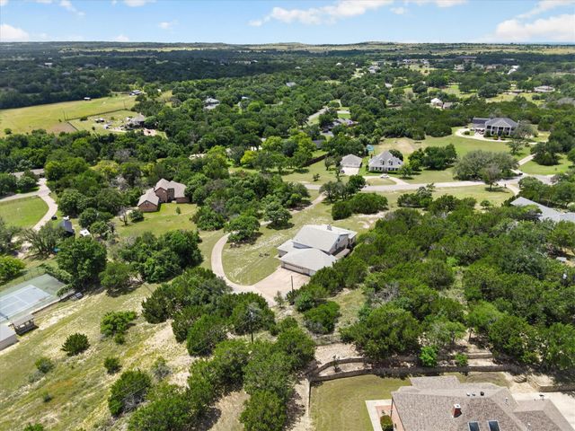 108 Lake Circle Court, Weatherford, TX 76087
