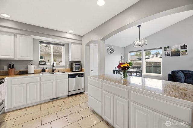 303 E Highland Drive, Arlington, WA 98223