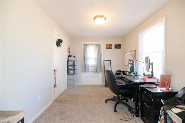 5913 Marshall AVE, Newport News, VA 23605