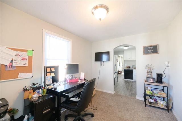 5913 Marshall AVE, Newport News, VA 23605