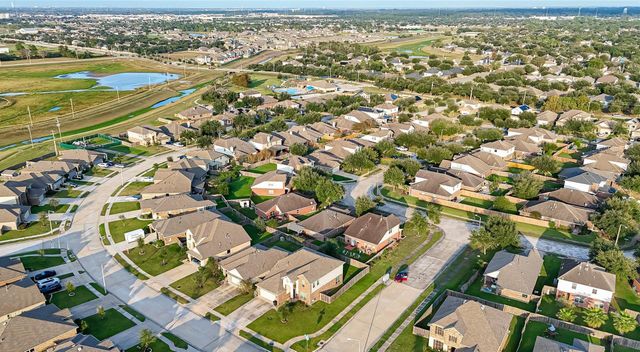 6718 Poplar Bend Lane, Dickinson, TX 77539