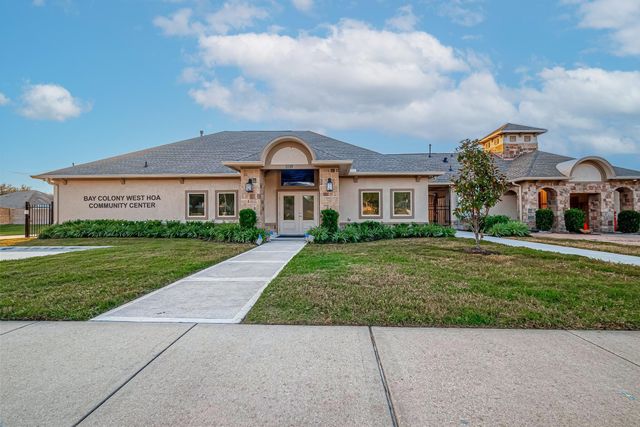 6718 Poplar Bend Lane, Dickinson, TX 77539