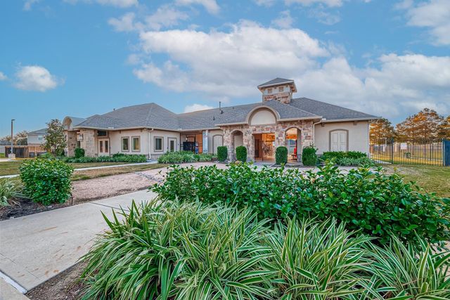 6718 Poplar Bend Lane, Dickinson, TX 77539