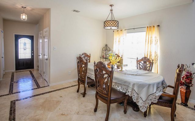 6718 Poplar Bend Lane, Dickinson, TX 77539